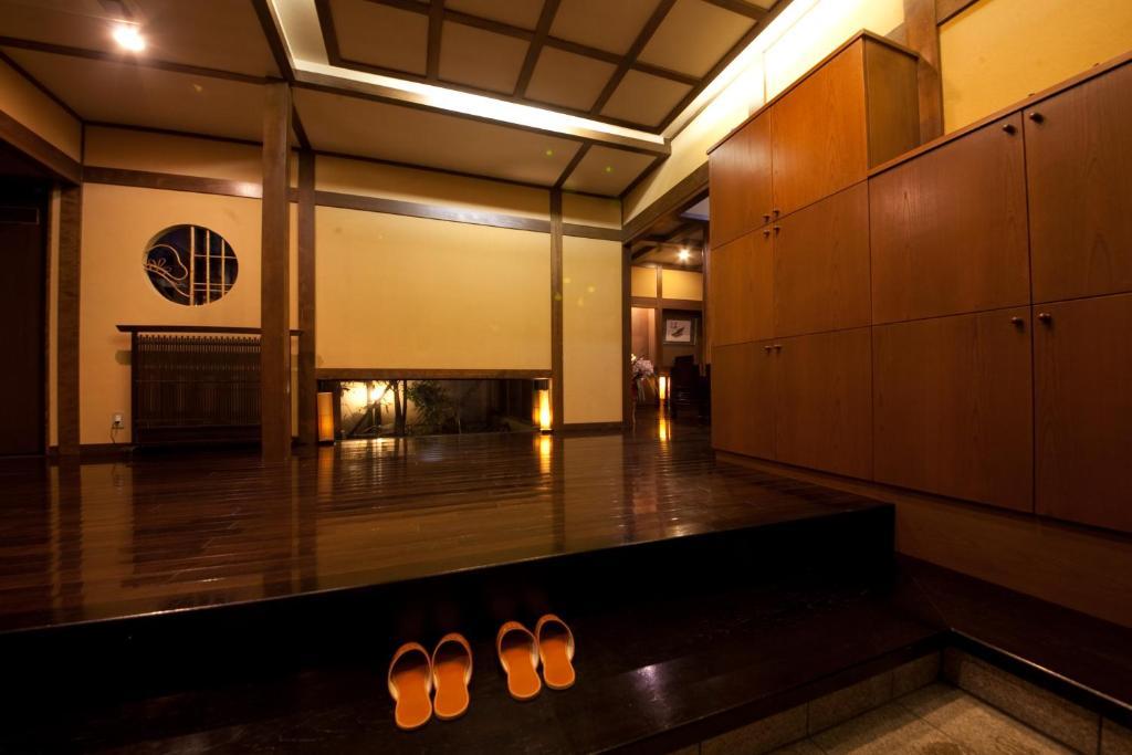 Ryokan Sennari (Adults Only) Бепу Екстериор снимка